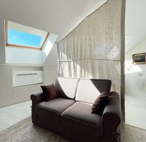 Chic Retreat Lejlighed Asti